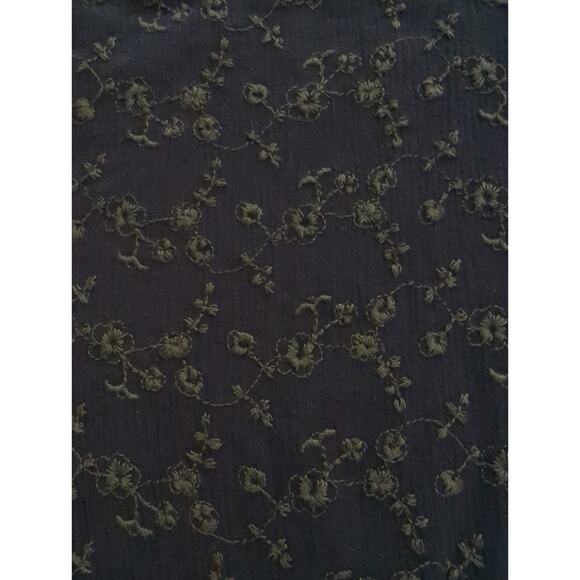 Democracy Embroidered Short Sleeve Navy Blue Keyhole Back Top Women's Size S EUC - Picture 2 of 6